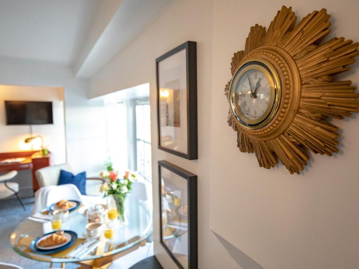 Pass The Keys Art Deco Inspired Apartment With Roof Top Views Шрусбъри Екстериор снимка